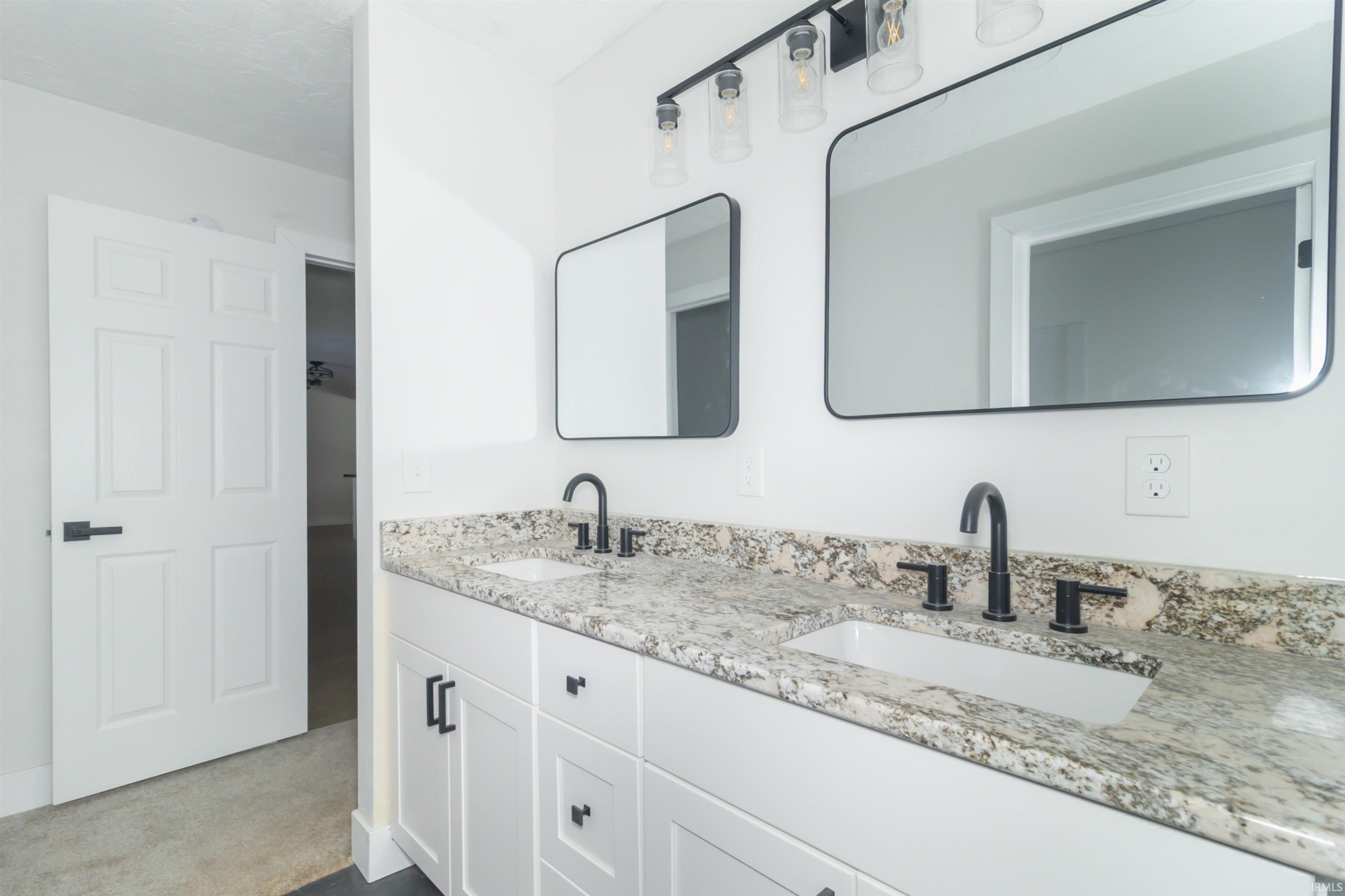 1127 Hickory Lane New Castle, IN 47362 - Photo 13 of 36