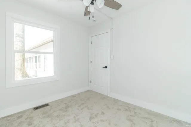 $270,000 | 1127 Hickory Lane, New Castle, IN 47362