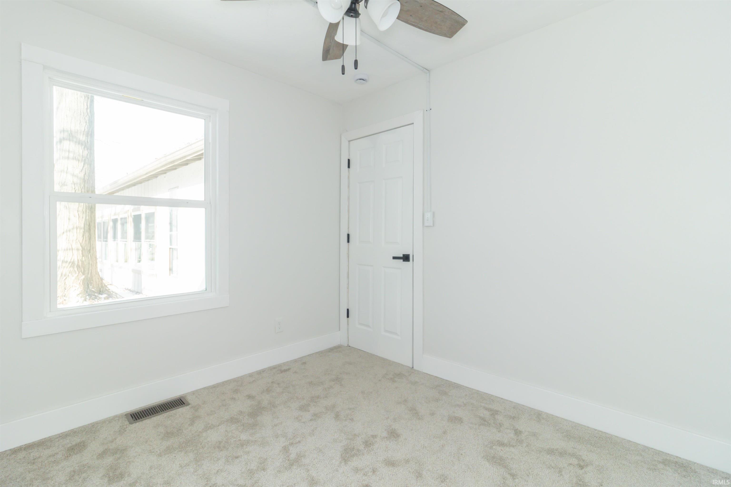 1127 Hickory Lane New Castle, IN 47362 - Photo 17 of 36