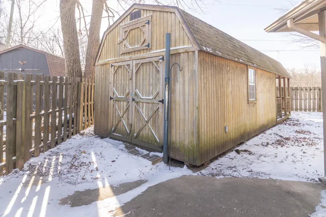 $270,000 | 1127 Hickory Lane, New Castle, IN 47362