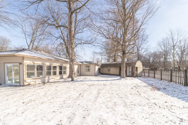 $270,000 | 1127 Hickory Lane, New Castle, IN 47362