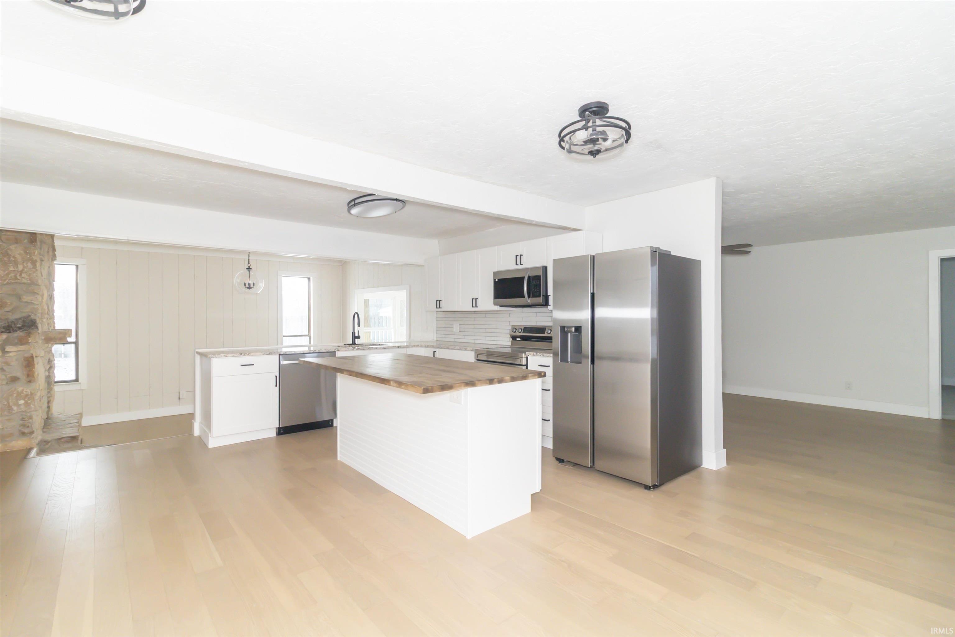 1127 Hickory Lane New Castle, IN 47362 - Photo 4 of 36