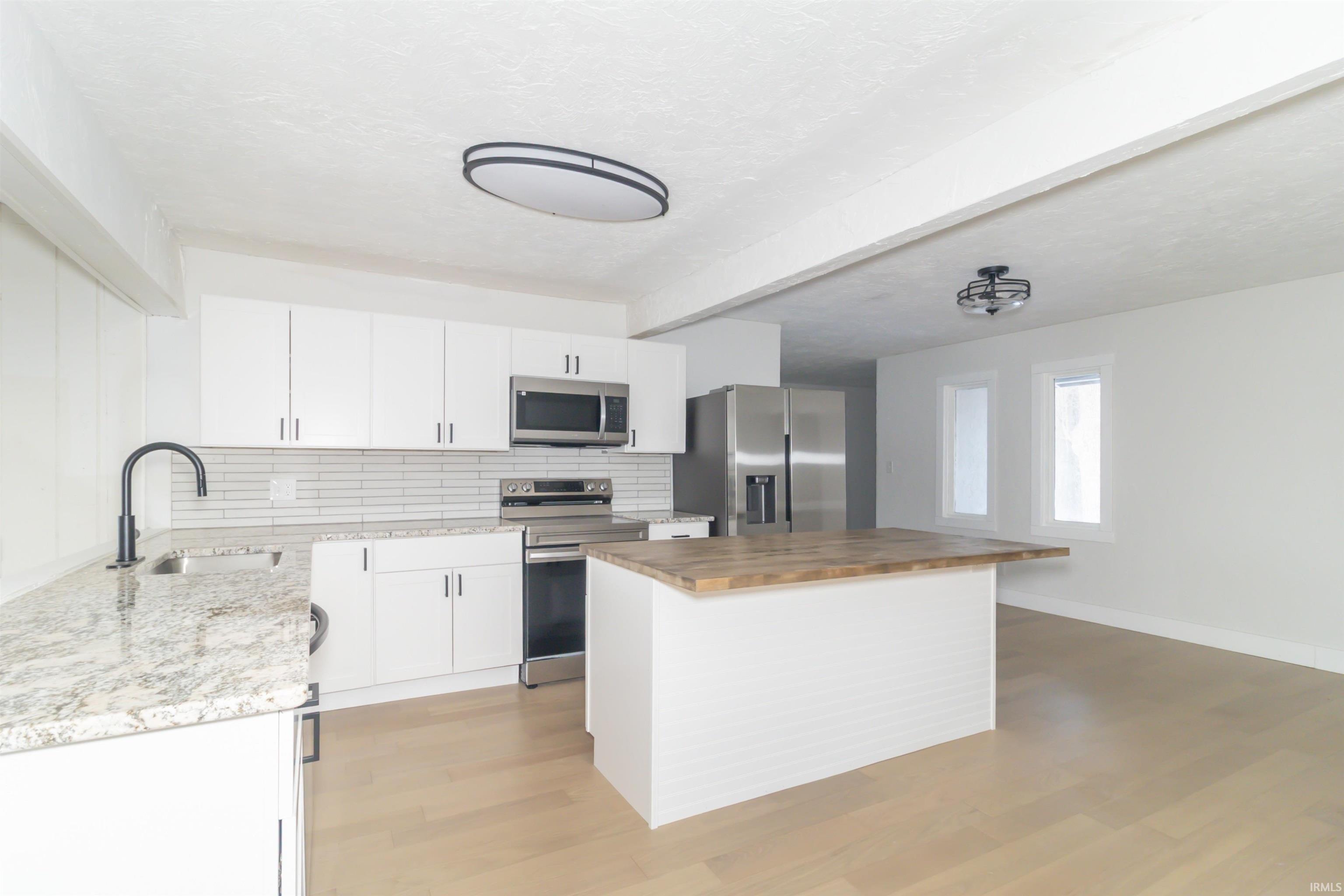 1127 Hickory Lane New Castle, IN 47362 - Photo 5 of 36