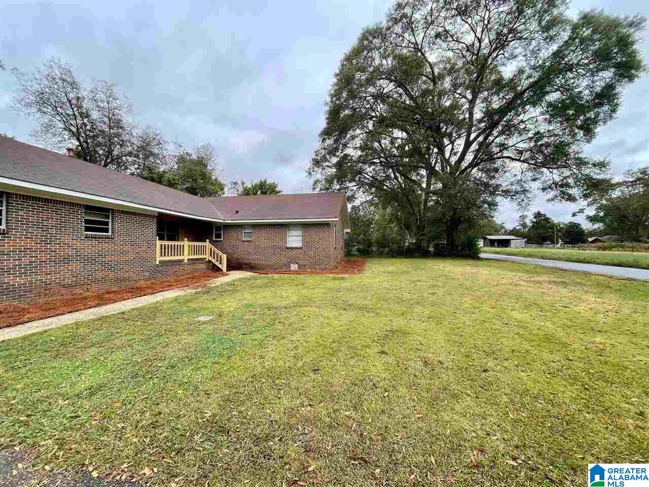 116 Candler Street Clanton, AL 35045 - Photo 3 of 22