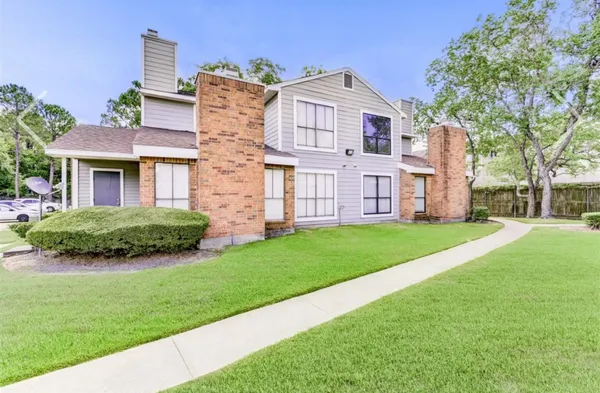 $1,300 | 7200 West T C Jester Boulevard, Unit 2004, Houston, TX 77088