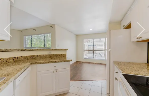 $1,300 | 7200 West T C Jester Boulevard, Unit 2004, Houston, TX 77088