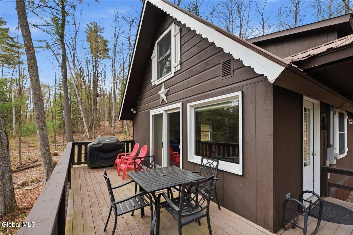 34 Park Road Johnsburg, NY 12843 - Photo 10 of 38 13-013_DSC03967