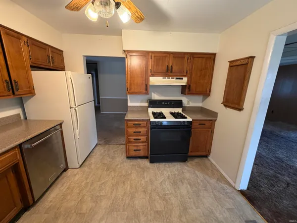 7425 Knightswood Drive, Fort Wayne, IN 46819