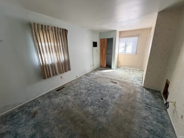 7425 Knightswood Drive, Fort Wayne, IN 46819