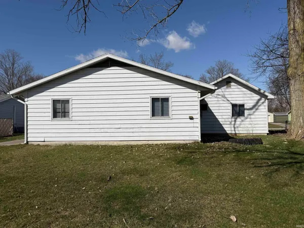 7425 Knightswood Drive, Fort Wayne, IN 46819