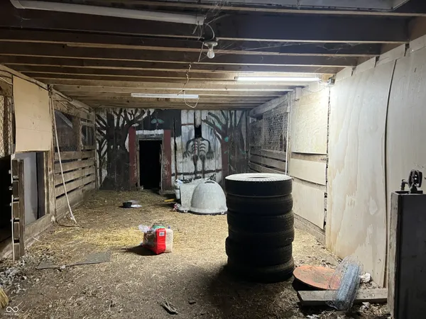 $1 | 4351 North County Road 575 West, Middletown, IN 47356