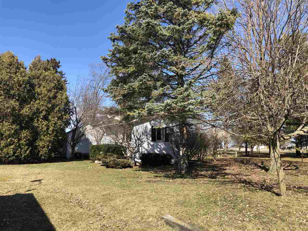1082 East Beaver Road Kawkawlin, MI 48631 - Photo 16 of 56 Gallery Image 16