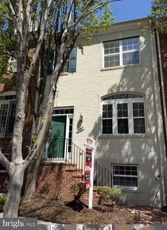 $725,000 | 907 Crestfield Drive, Rockville, MD 20850