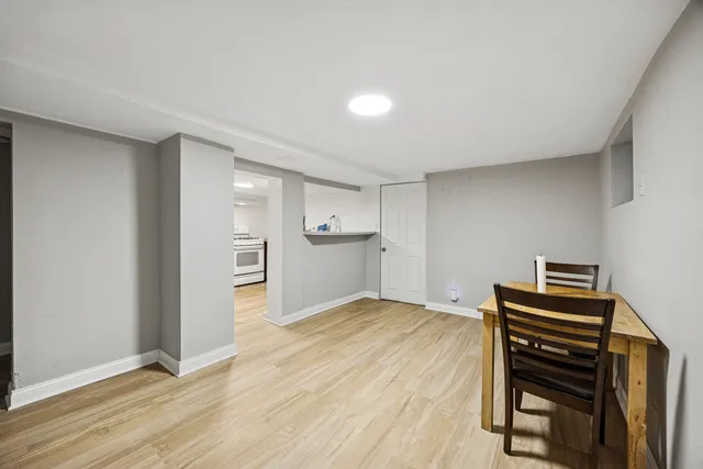 $370,000 | 5533 West 63rd Place, Chicago, IL 60638