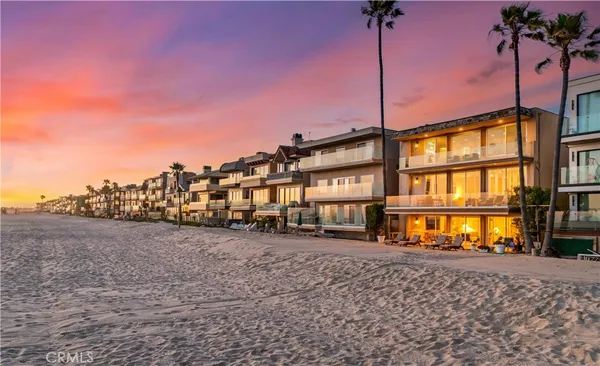 $7,300,000 | 67 Surfside Avenue, Surfside, CA 92649