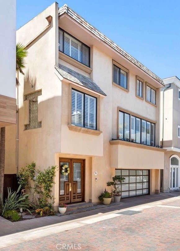 67 Surfside Avenue Surfside, CA 92649 - Photo 4 of 61