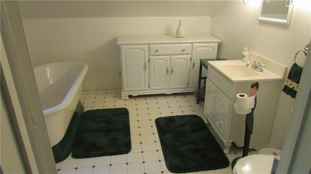3110 Mercer Road New Castle, PA 16105 - Photo 16 of 25 Second floor bathroom. Beautifully white and spacious.