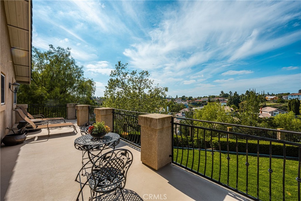 21105 Felipa Road Yorba Linda, CA 92887 - Photo 7 of 39