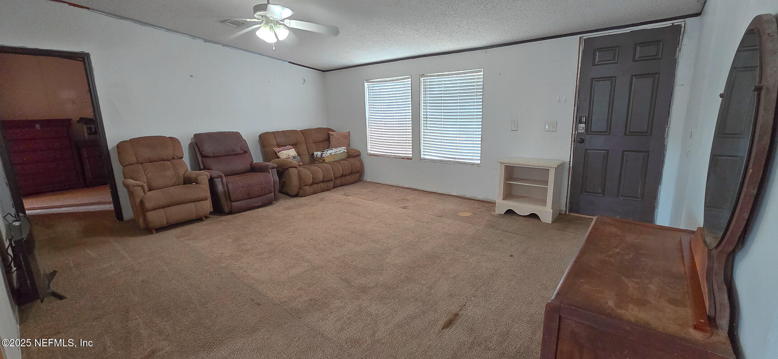 11325 Young Road, Unit 1 Jacksonville, FL 32218 - Photo 11 of 32 Family Room alt view 3