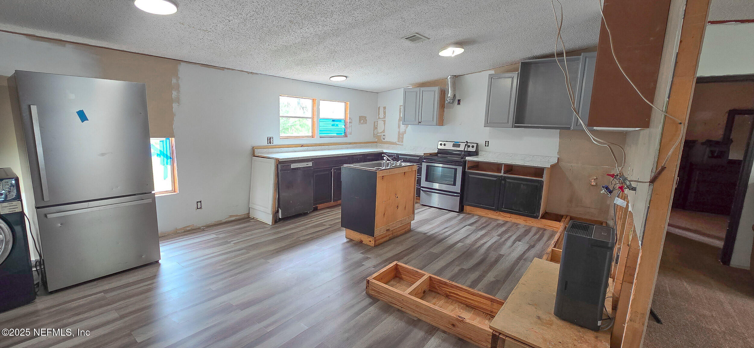 11325 Young Road, Unit 1 Jacksonville, FL 32218 - Photo 13 of 32 Kitchen alt view 2