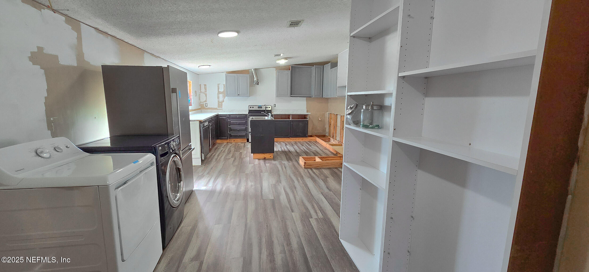 11325 Young Road, Unit 1 Jacksonville, FL 32218 - Photo 28 of 32 Laundry