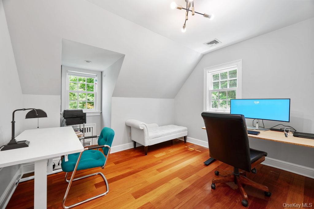 22 Crane Road Scarsdale, NY 10583 - Photo 18 of 32 Bedroom used as an Office.