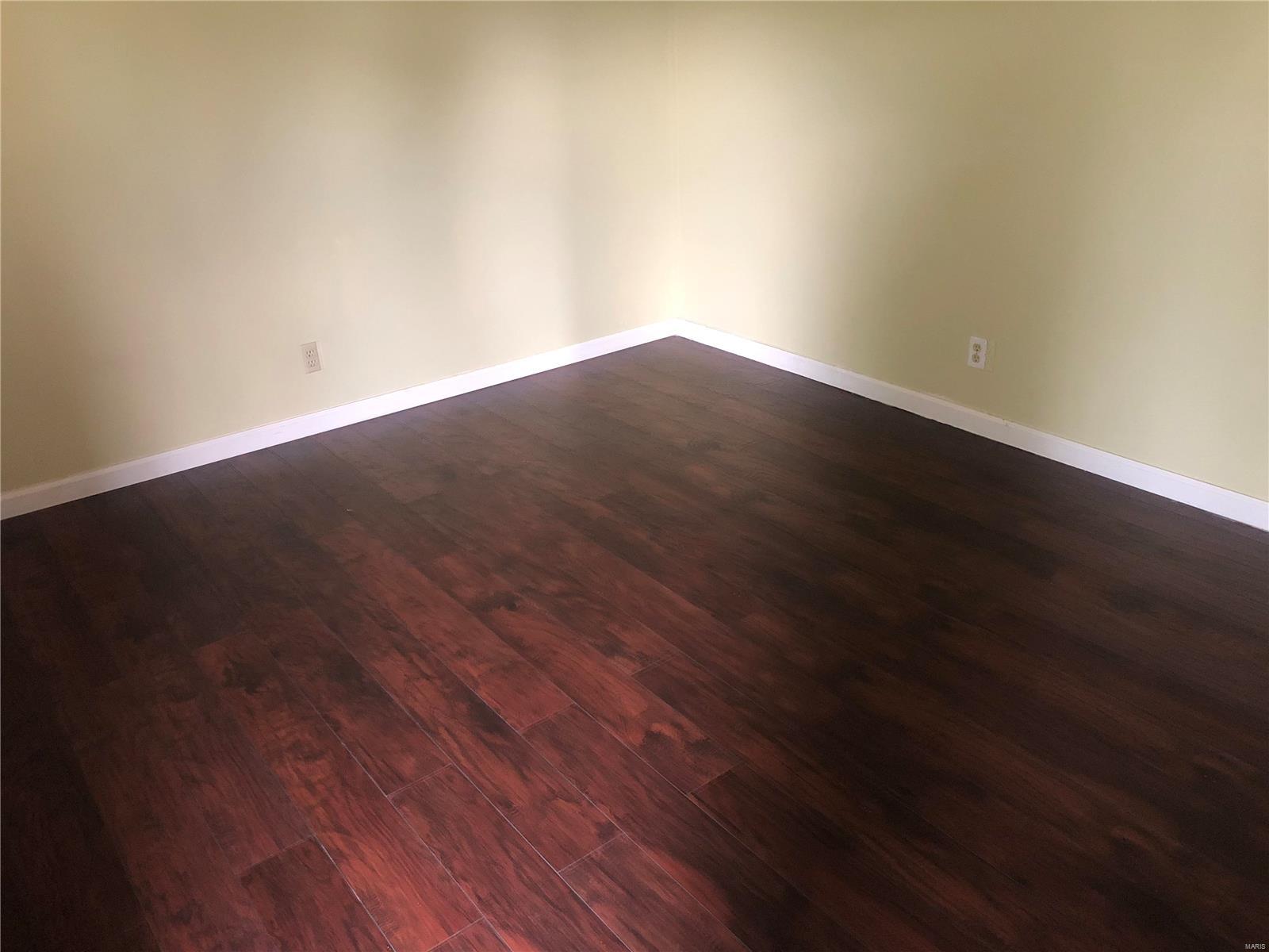 4626 Weber Road St. Louis, MO 63123 - Photo 4 of 25 Gallery Image 4