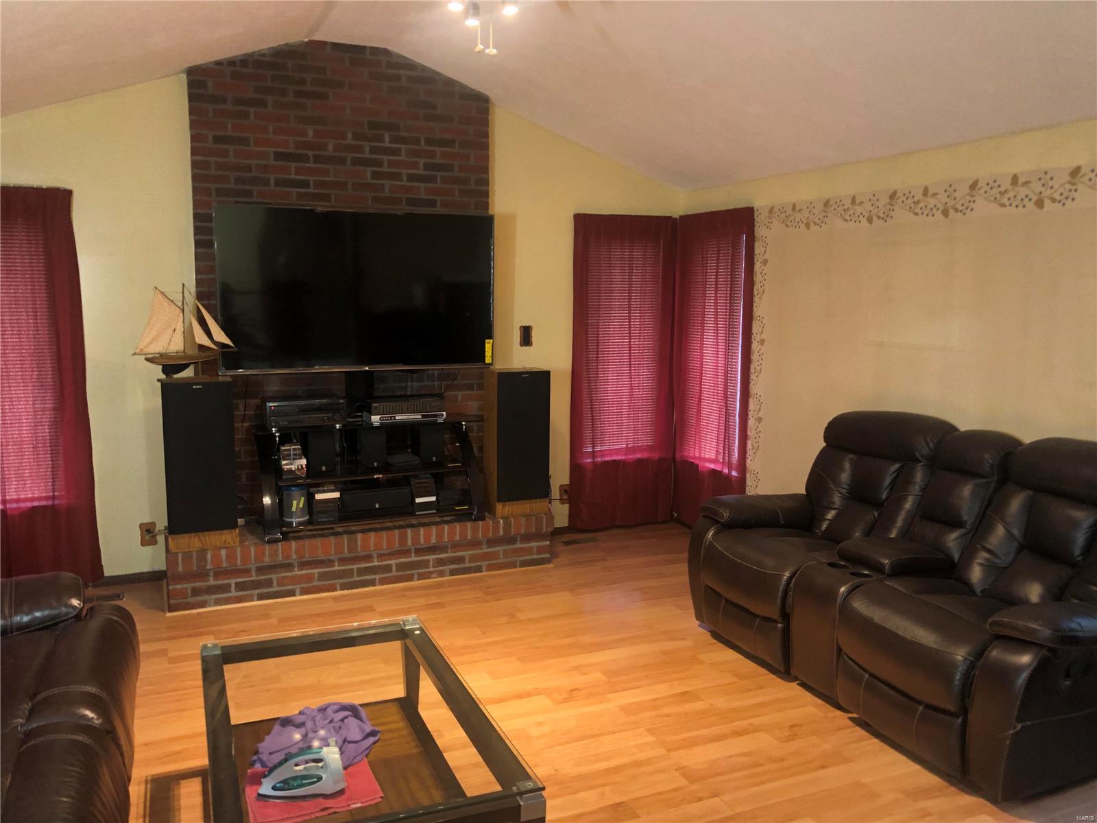 4626 Weber Road St. Louis, MO 63123 - Photo 9 of 25 Gallery Image 9