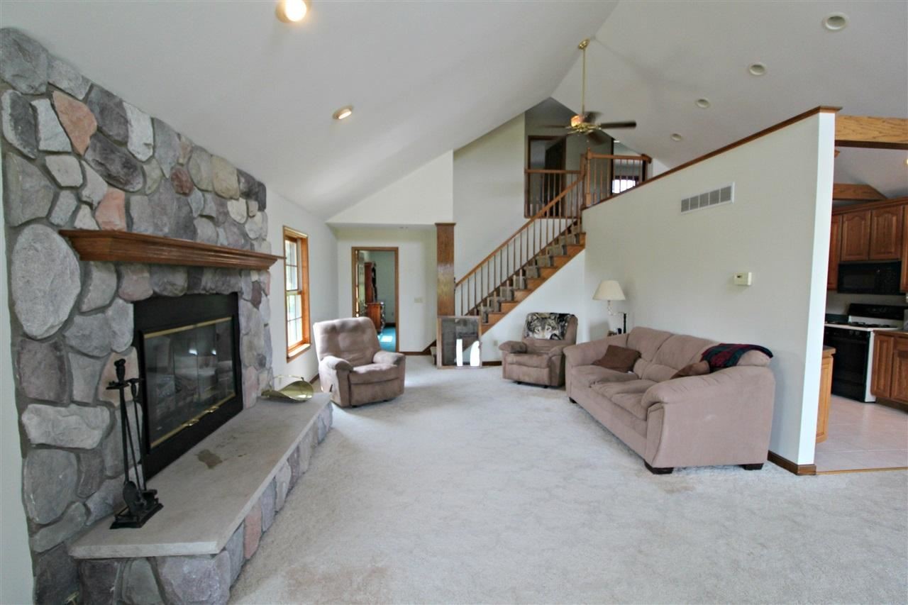 5325 North Webster Road Flushing, MI 48433 - Photo 5 of 30 21489456-4.JPG