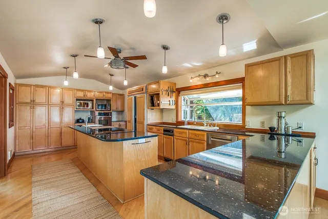 $995,000 | 97 Snowberry Lane, Orcas Island, WA 98245