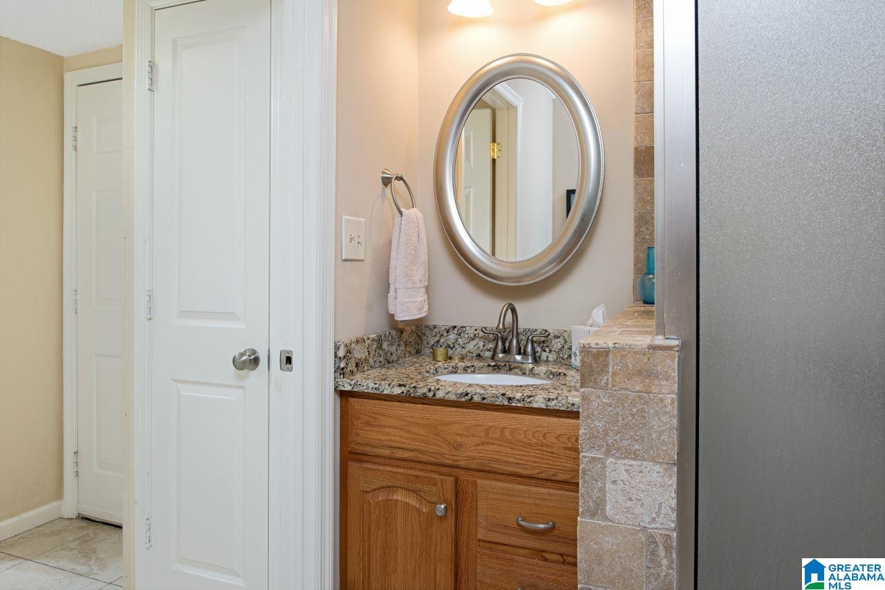 104 Stratshire Lane Pelham, AL 35124 - Photo 19 of 32