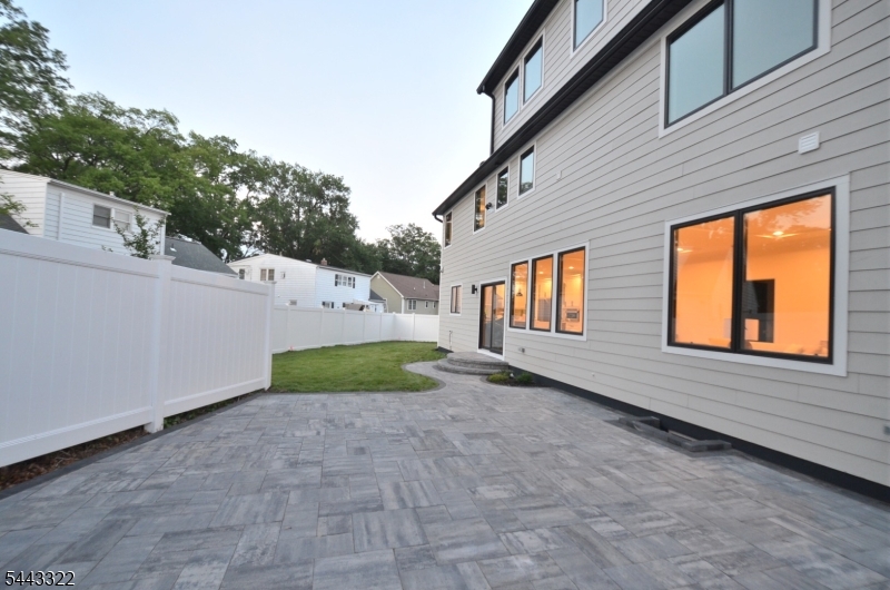 10 Shawnee Road Cranford, NJ 07016 - Photo 10 of 17