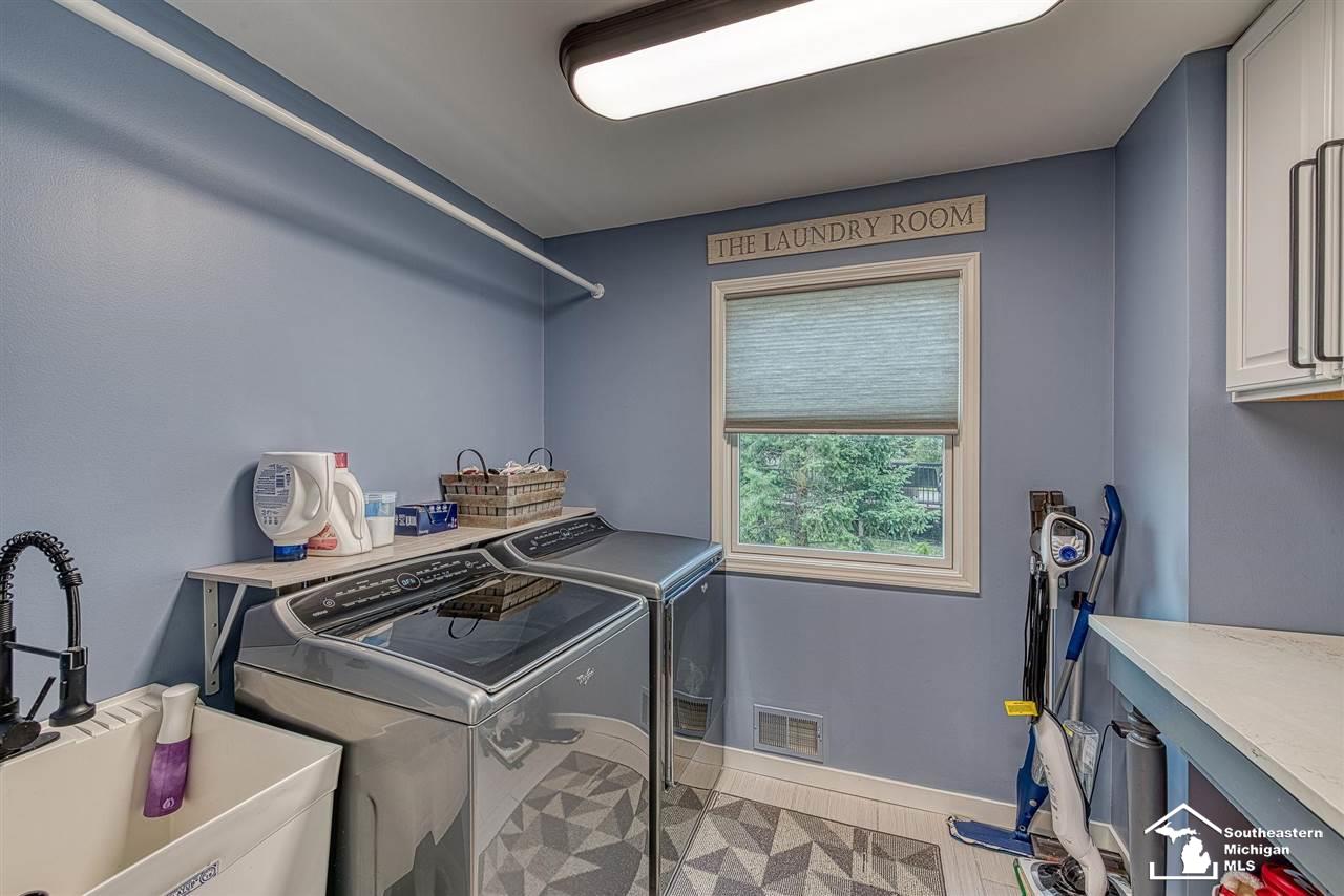 606 Ridge Point Drive Dundee, MI 48131 - Photo 17 of 43