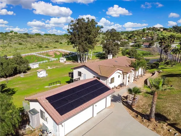 $1,490,000 | 32068 Anna Marie Lane, Bonsall, CA 92003