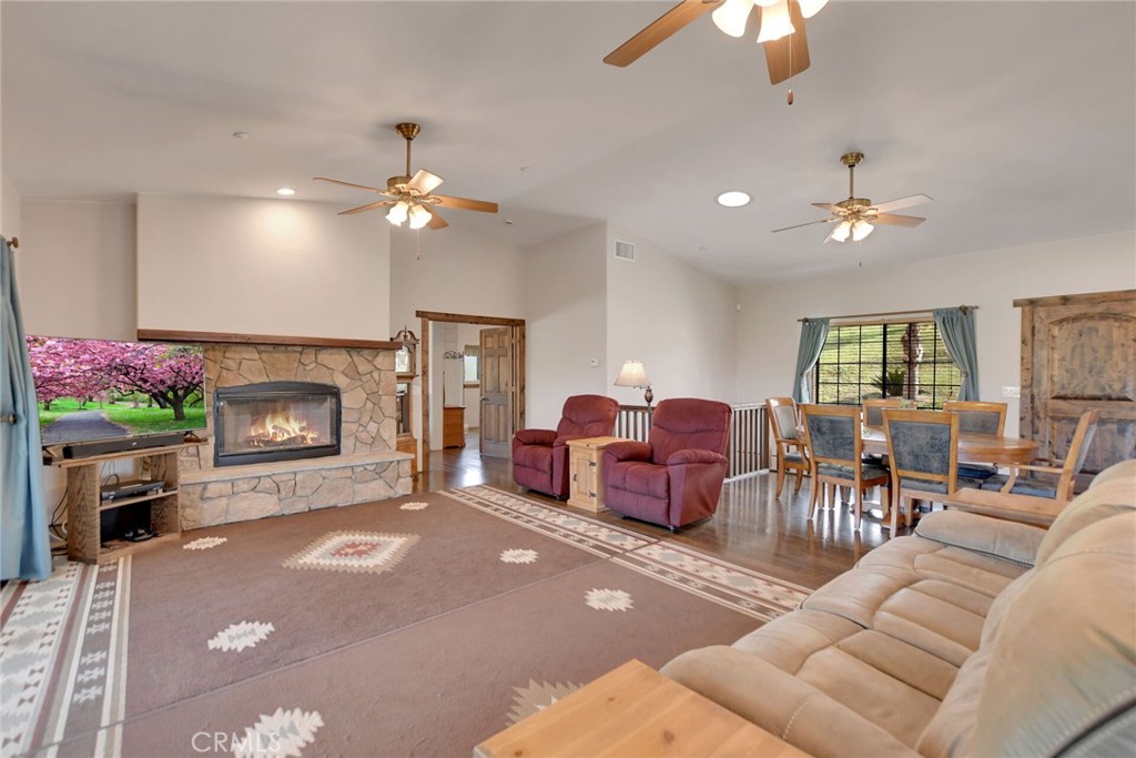 32068 Anna Marie Lane Bonsall, CA 92003 - Photo 10 of 54