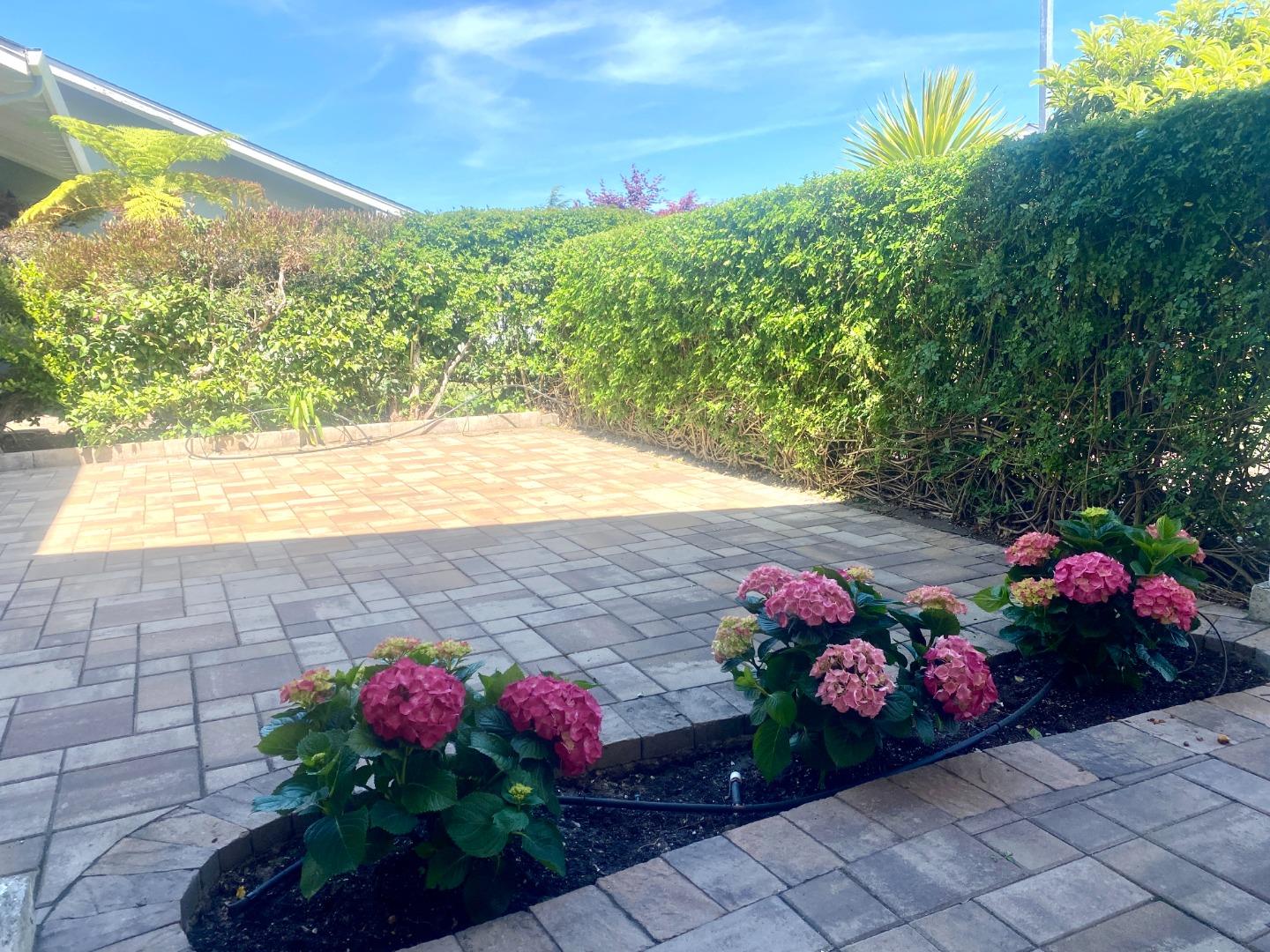 852 Arcturus Circle Foster City, CA 94404 - Photo 3 of 31