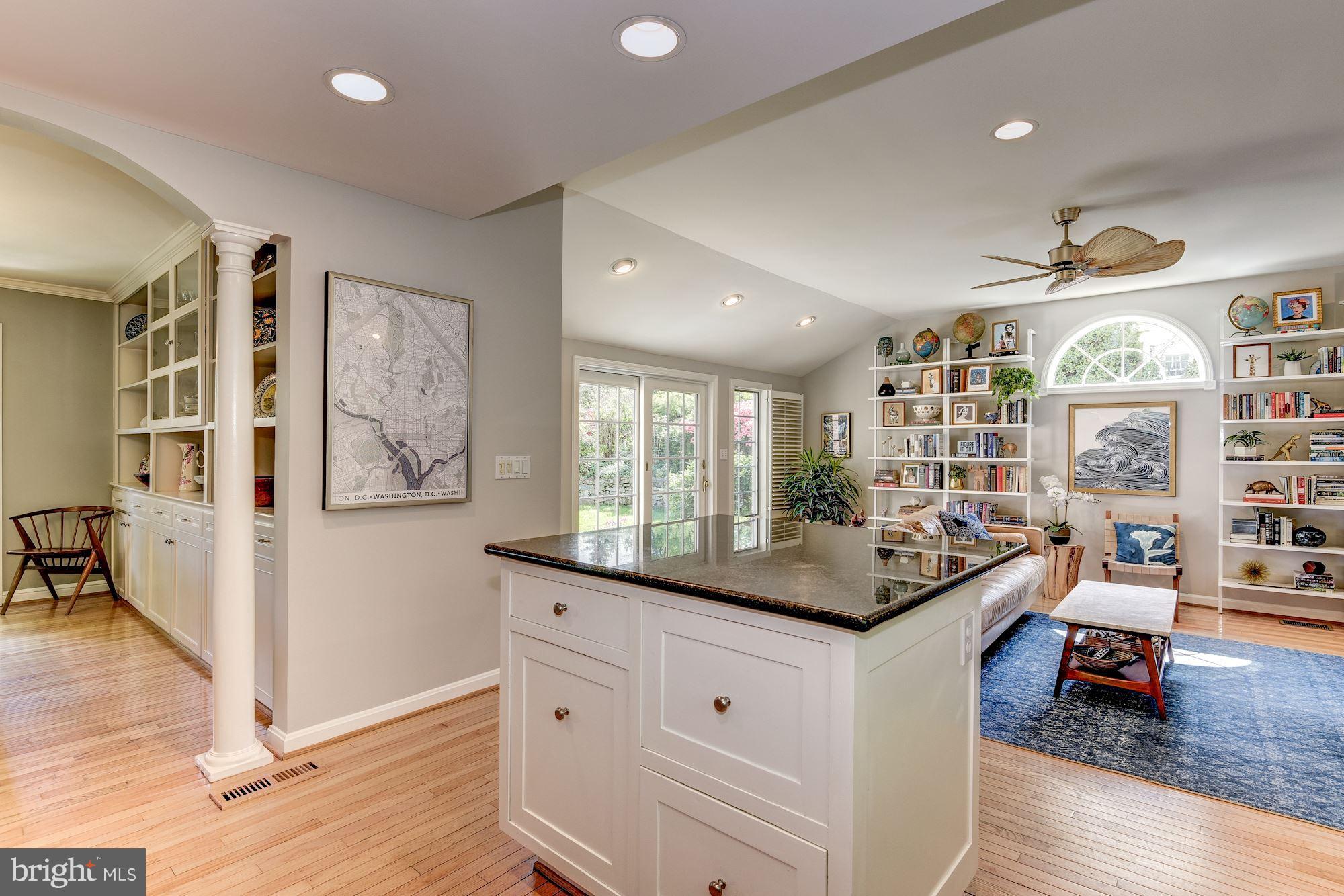 5704 Overlea Road Bethesda, MD 20816 - Photo 6 of 29 Epicenter of the Home - Connects FR and DR