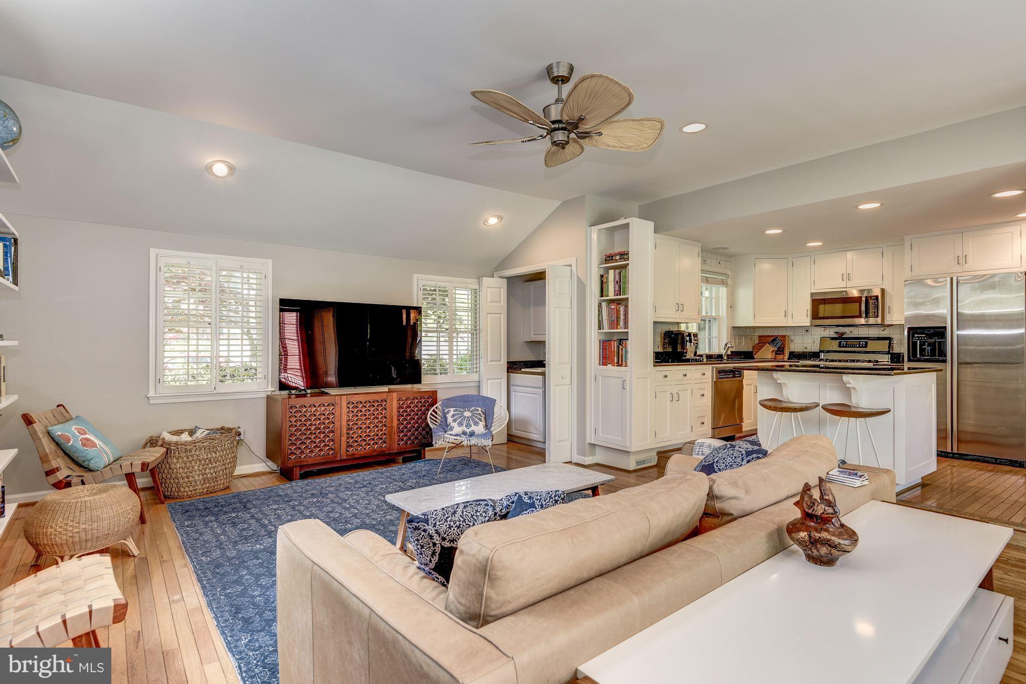 5704 Overlea Road Bethesda, MD 20816 - Photo 7 of 29 Family Room has Built-In Shelves & Wet Bar