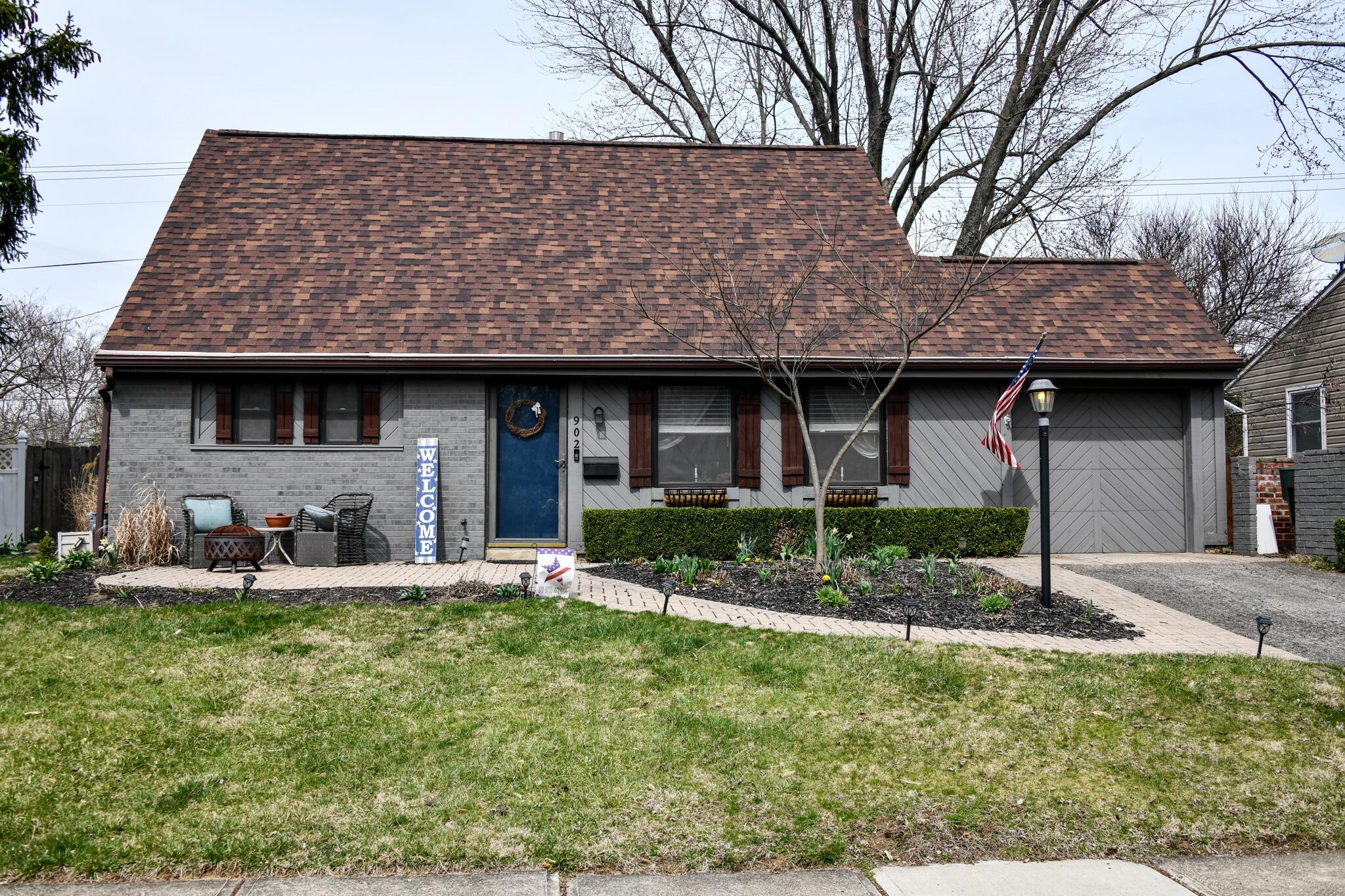 902 Afton Road Columbus, OH 43221 - Photo 3 of 42 Att. One Car Garage