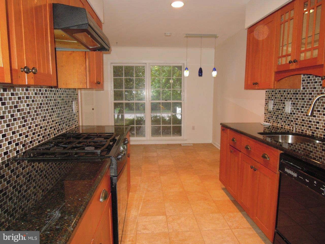 9730 Ranger Road Fairfax, VA 22030 - Photo 3 of 28 Kitchen