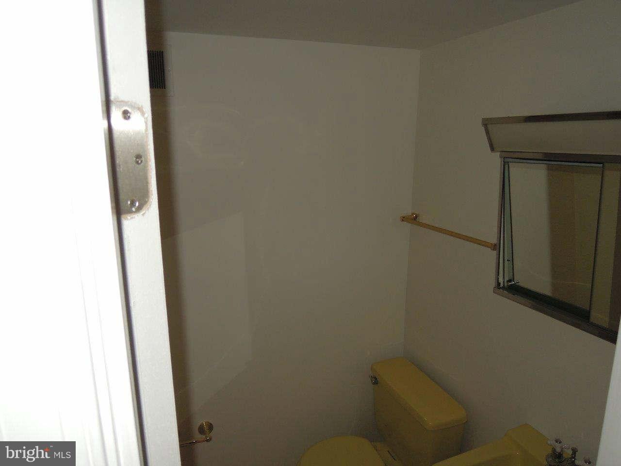 9730 Ranger Road Fairfax, VA 22030 - Photo 24 of 28 Bath