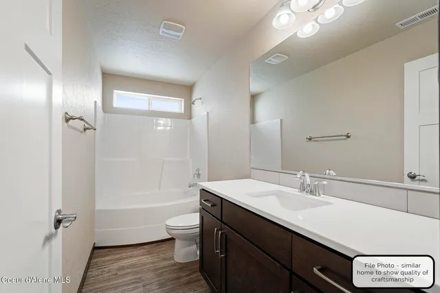 $484,900 | 2 East Valley Street, Oldtown, ID 83822