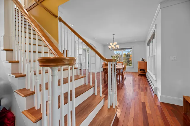 $950,000 | 975 Sanders Circle, East Montpelier, VT 05602