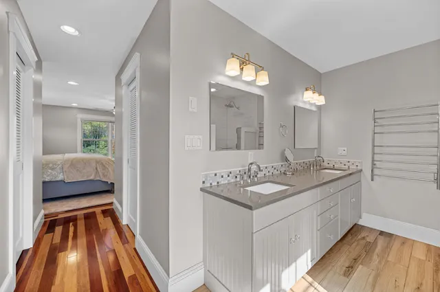 $950,000 | 975 Sanders Circle, East Montpelier, VT 05602