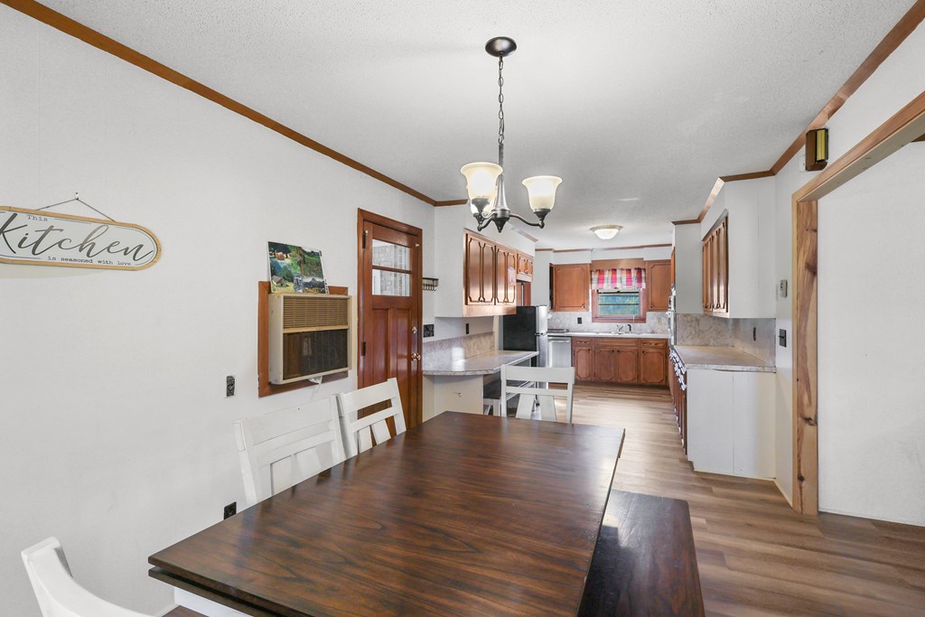 1620 Pinson Farm Road Belton, SC 29627 - Photo 9 of 28