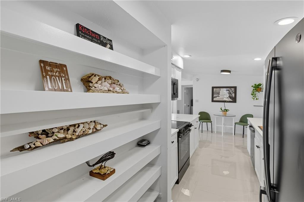 1280 Pine Street Naples, FL 34104 - Photo 34 of 36