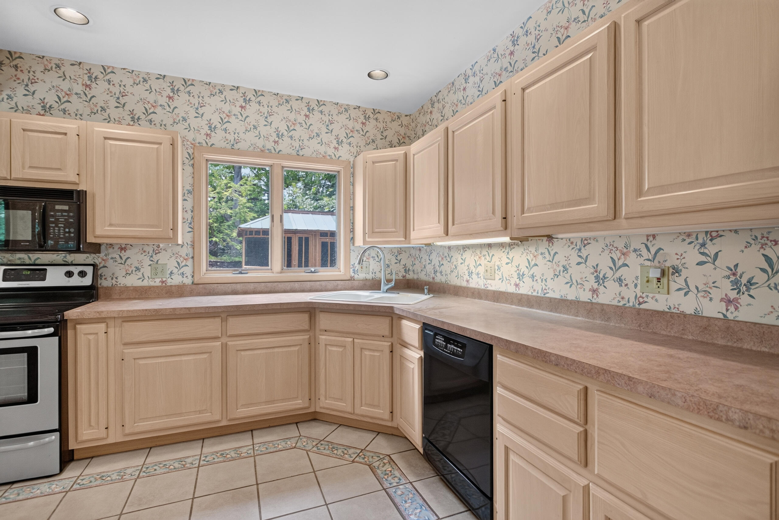 1903 Kibby Road Jackson, MI 49203 - Photo 15 of 53 IMG_0447