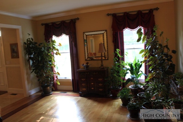 140 Arbor Lane Boone, NC 28607 - Photo 6 of 26 Gallery Image 6