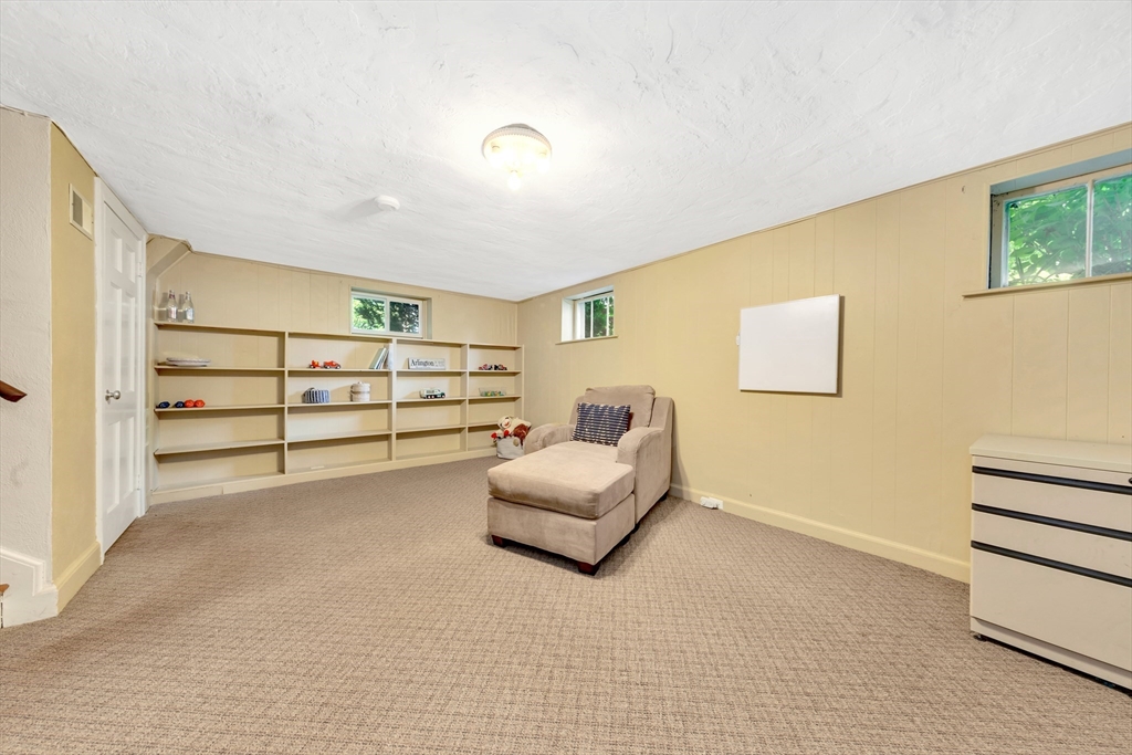 98 Spring Avenue Arlington, MA 02476 - Photo 33 of 38 Gallery Image 33