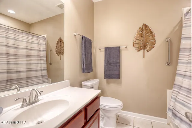 $299,000 | 2252 Beach Drive, Unit 706, Gulfport, MS 39507